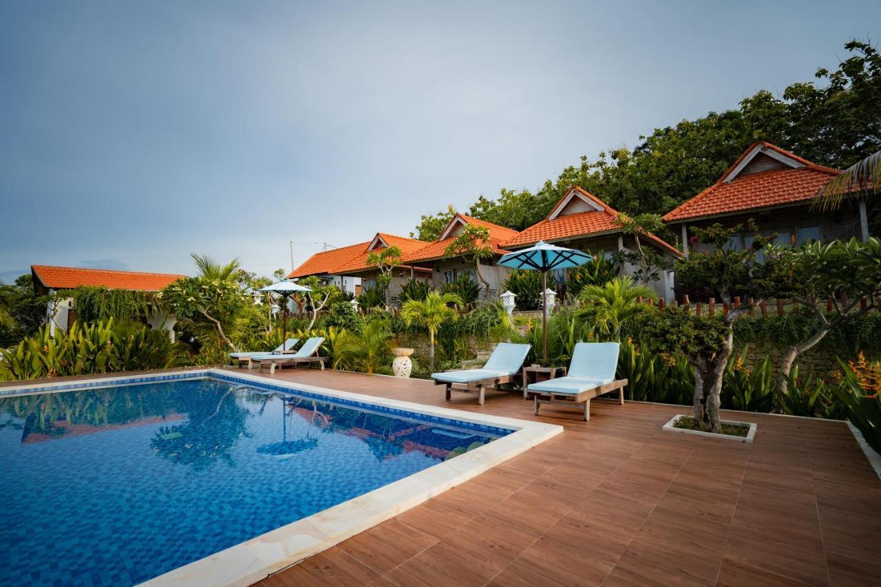 Gara Gara Sea View Hotell Batununggul Exteriör bild
